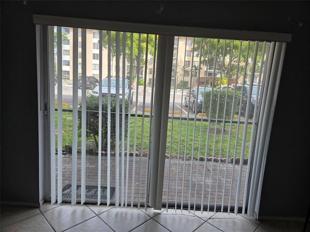 Apartment for rent at 4158 Inverrary Dr #104, Fort Lauderdale, FL 33319