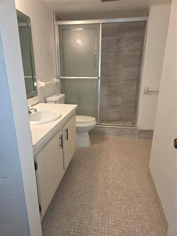 Apartment for rent at 4158 Inverrary Dr #104, Fort Lauderdale, FL 33319