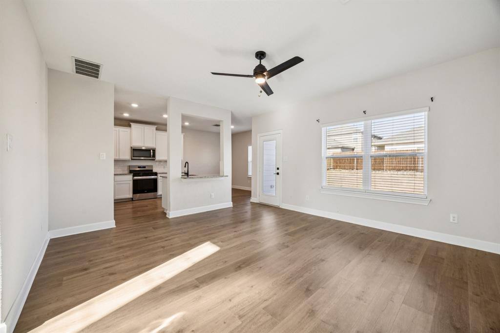 Apartment for rent at 1210 Bullock Dr, Princeton, TX 75407