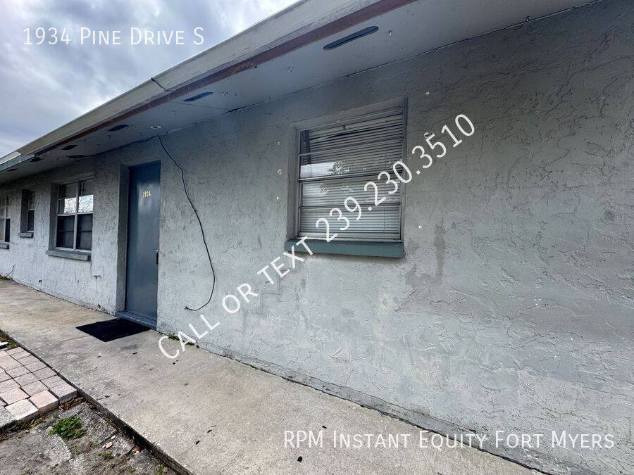 House for rent at 1934 Pine Dr S, Fort Myers, FL 33907