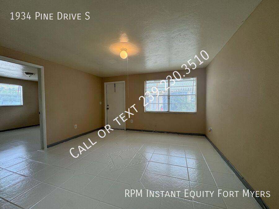 House for rent at 1934 Pine Dr S, Fort Myers, FL 33907