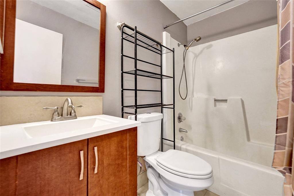 Apartment for rent at 5186 NE 6th Ave #719, Fort Lauderdale, FL 33334