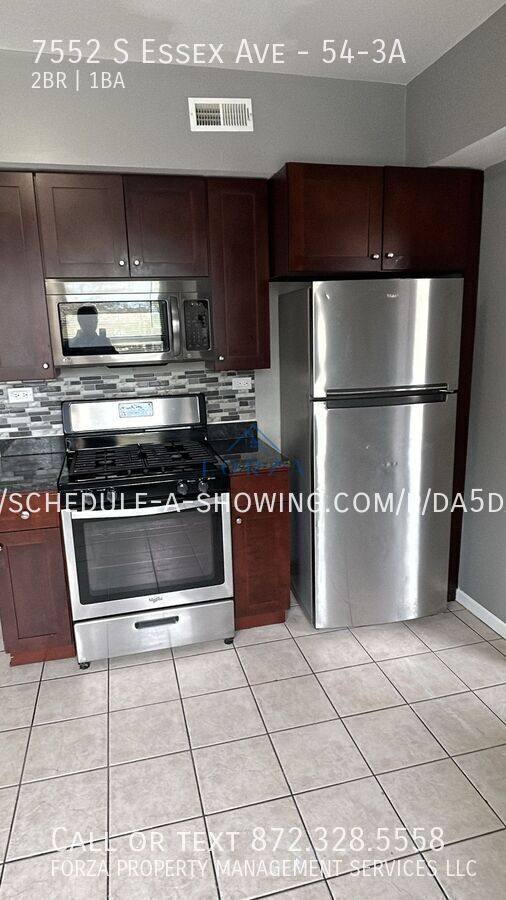 Apartment for rent at 7554 S Essex Ave #54-3A, Chicago, IL 60649