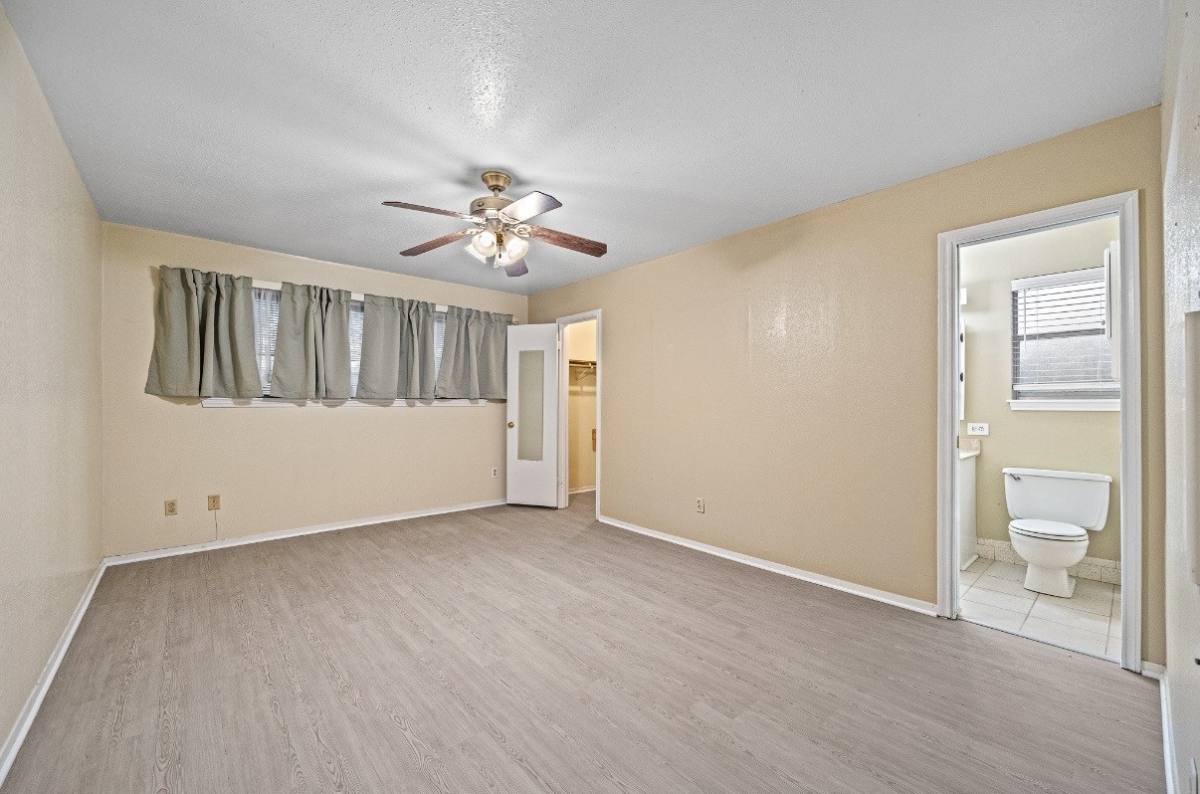 Apartment for rent at 4822 Lost Oak Dr, Spring, TX 77388