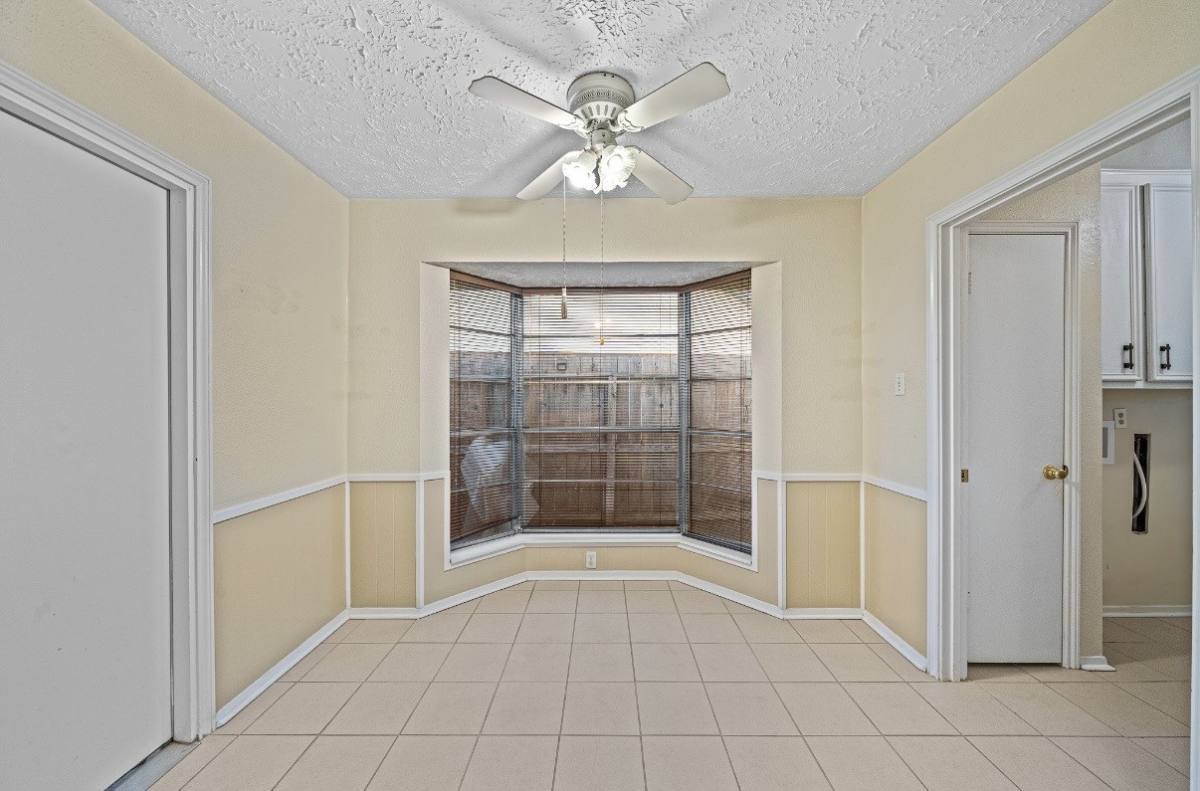 Apartment for rent at 4822 Lost Oak Dr, Spring, TX 77388