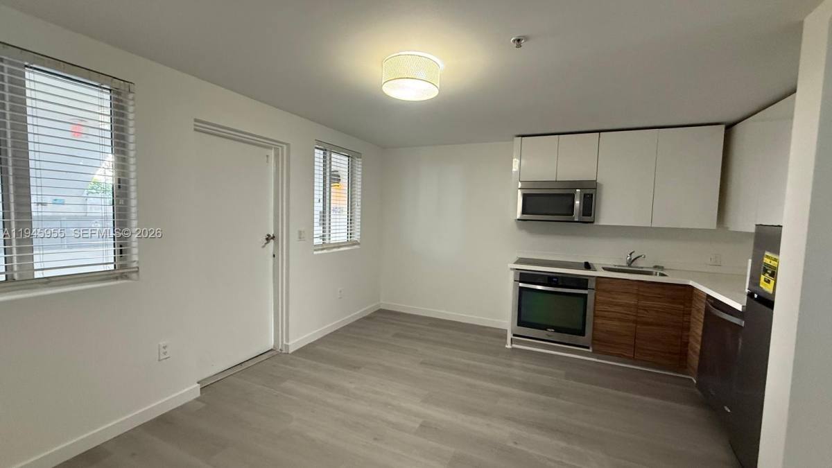 Apartment for rent at 820 15th St #103, Miami Beach, FL 33139