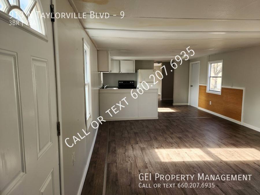 House for rent at 913 N Taylorville Blvd #9, Taylorville, IL 62568