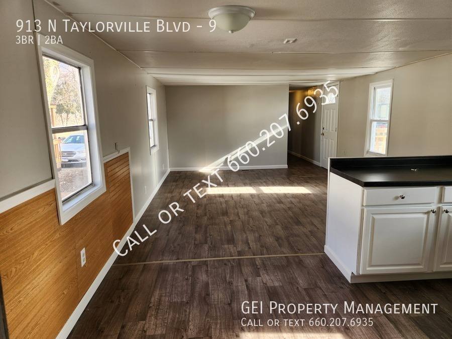 House for rent at 913 N Taylorville Blvd #9, Taylorville, IL 62568