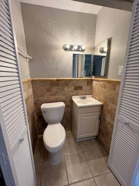 Apartment for rent at 1611 Johnson St #2, Lake Worth Beach, FL 33460