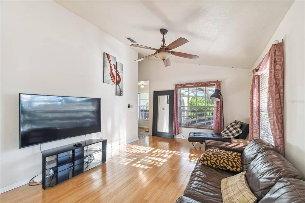 Apartment for rent at 5908 Mohr Rd, Tampa, FL 33615