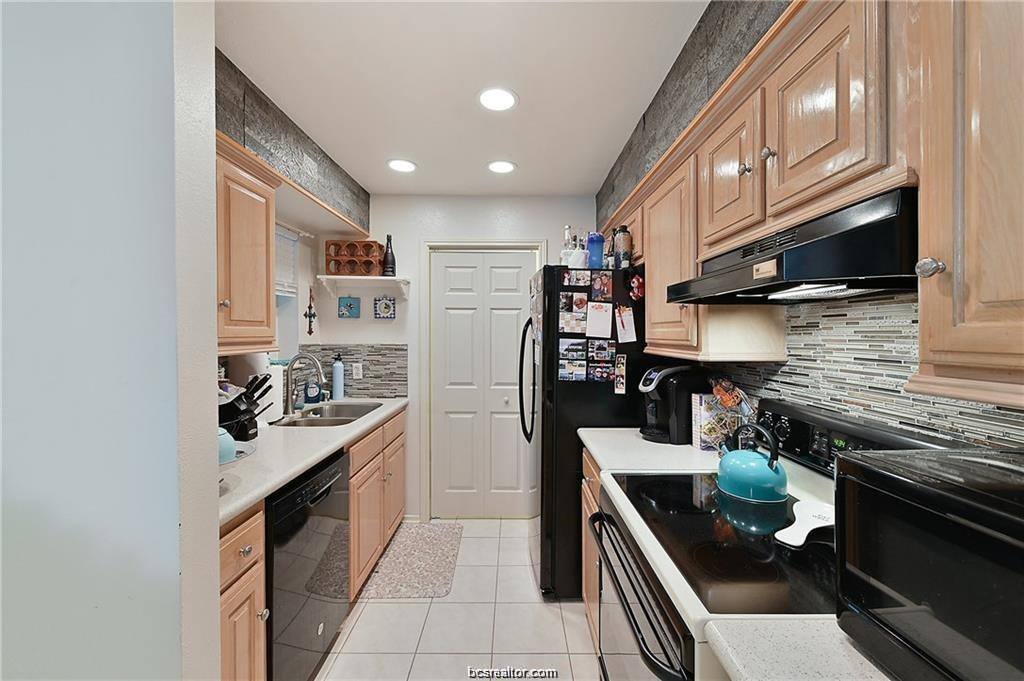 Condo for rent at 2800 Longmire Dr #52, College Station, TX 77845