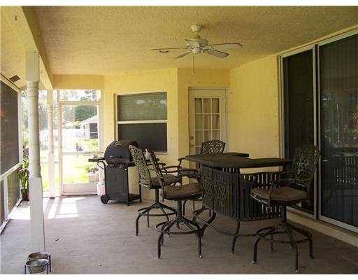 Apartment for rent at 17109 Murcott Blvd, Loxahatchee, FL 33470