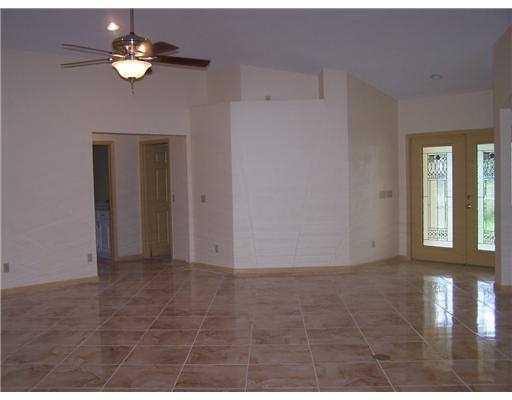 Apartment for rent at 17109 Murcott Blvd, Loxahatchee, FL 33470