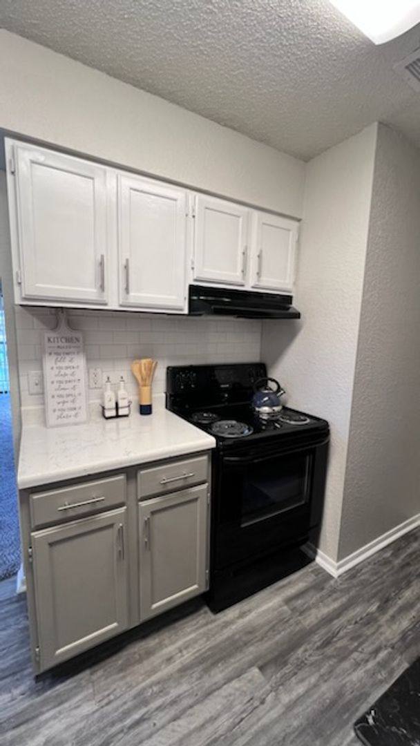 Apartment for rent at 1101 W Houston St, Broken Arrow, OK 74012