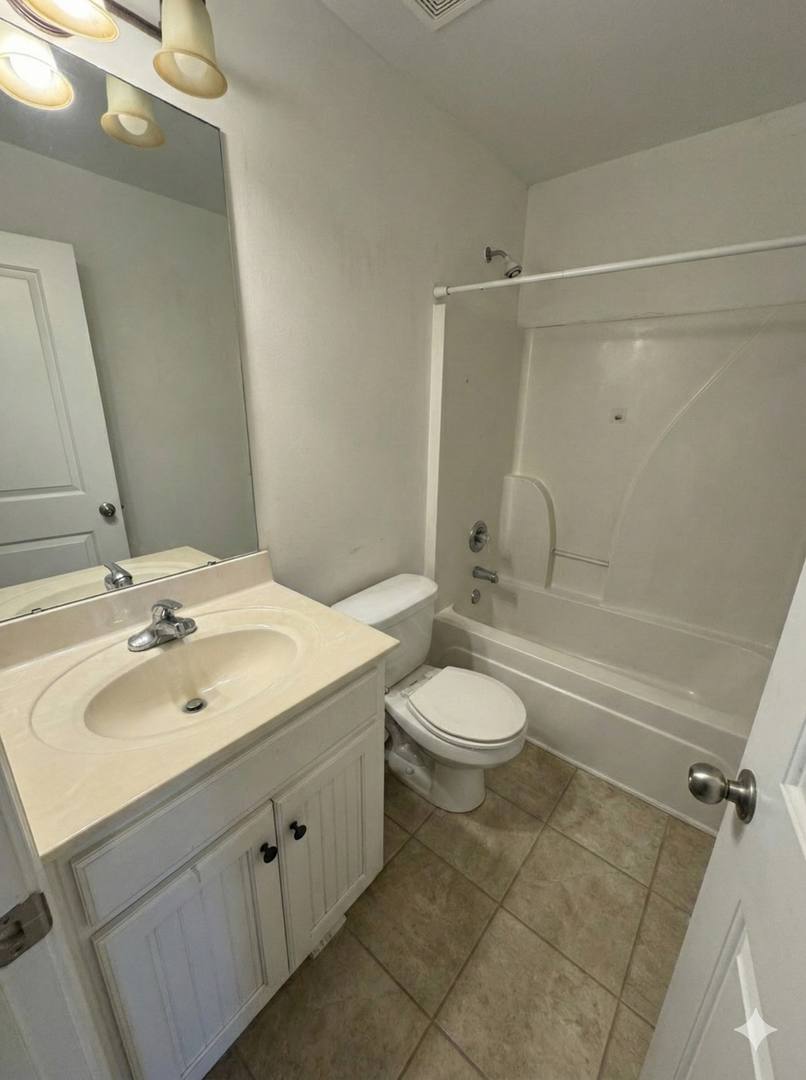 House for rent at 1433 E Broad St, Athens, GA 30601