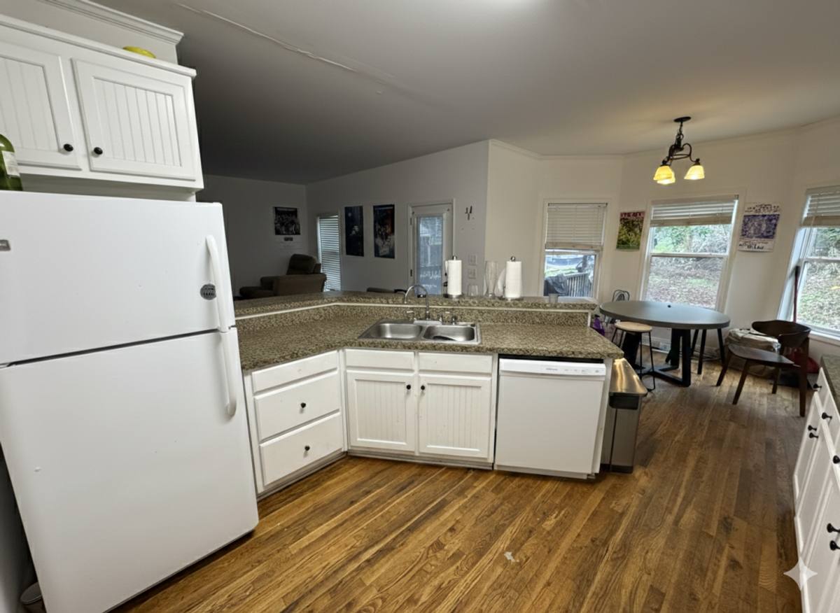 House for rent at 1433 E Broad St, Athens, GA 30601