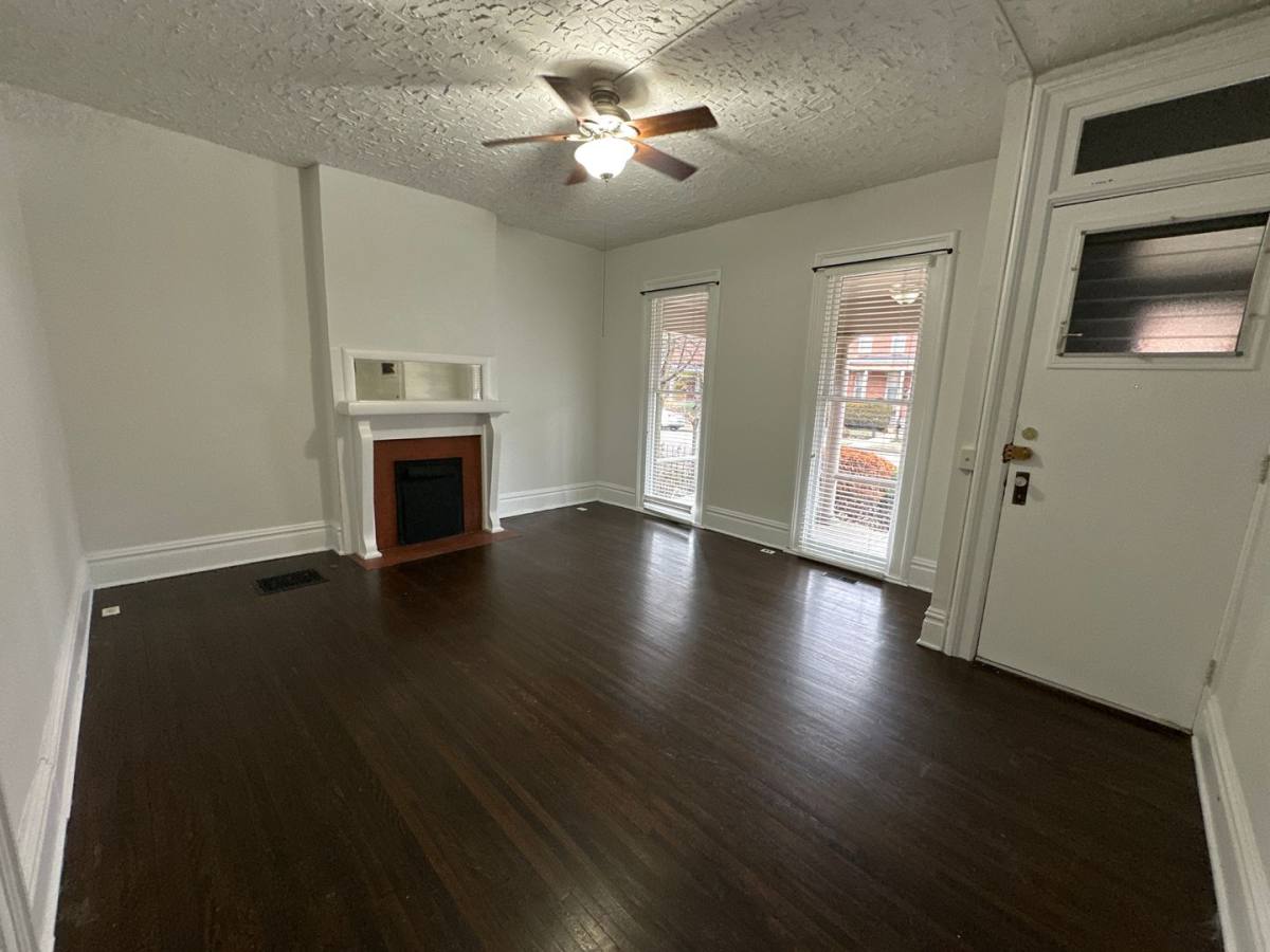 Apartment for rent at 47 Smith Place, Columbus, OH 43201