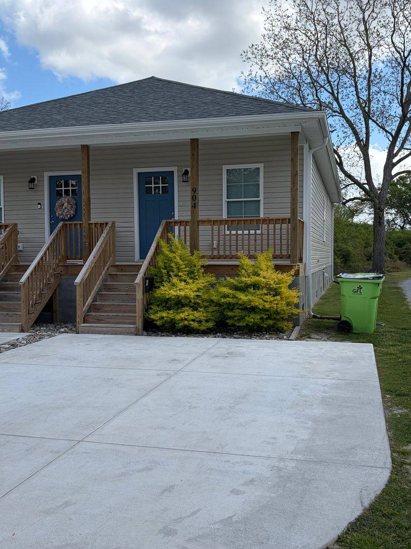 House for rent at 904 Fort Totten Dr, New Bern, NC 28562