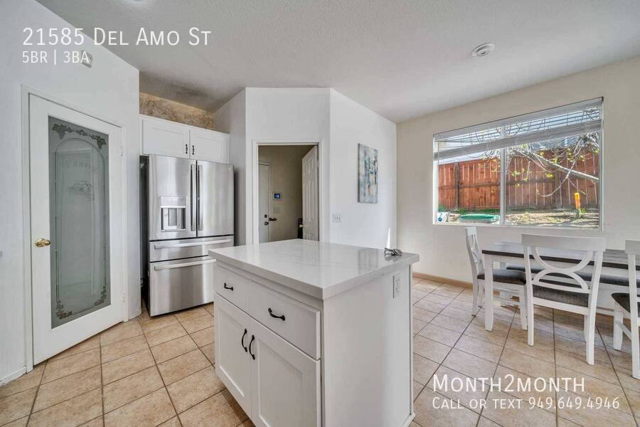 House for rent at 21585 Del Amo St, Moreno Valley, CA 92557