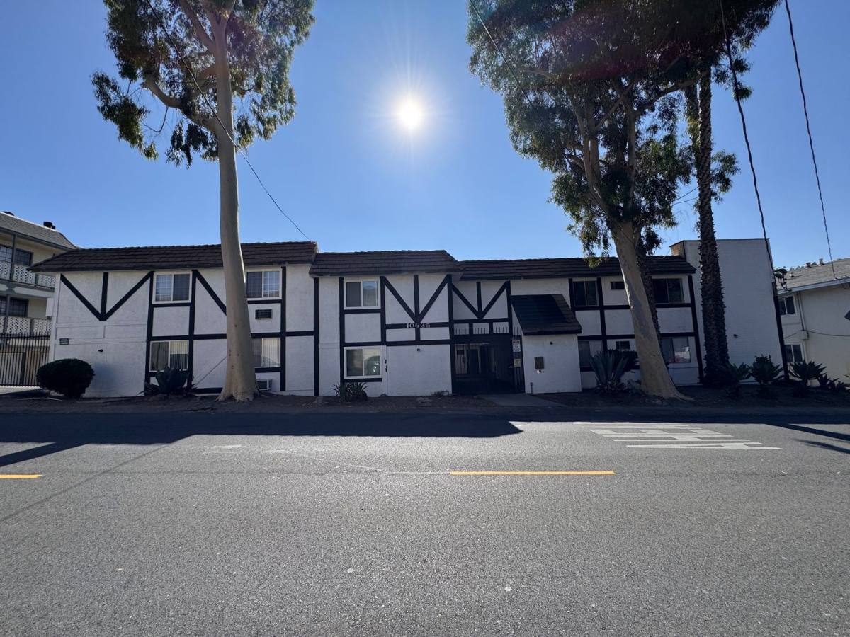 Apartment for rent at 10635 Sherman Grove Ave, Sunland, CA 91040