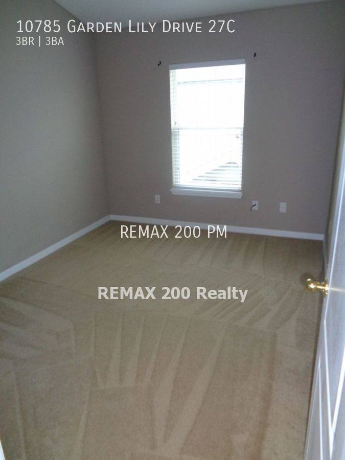 Townhouse for rent at 10785 Garden Lily Dr #27C, Orlando, FL 32832