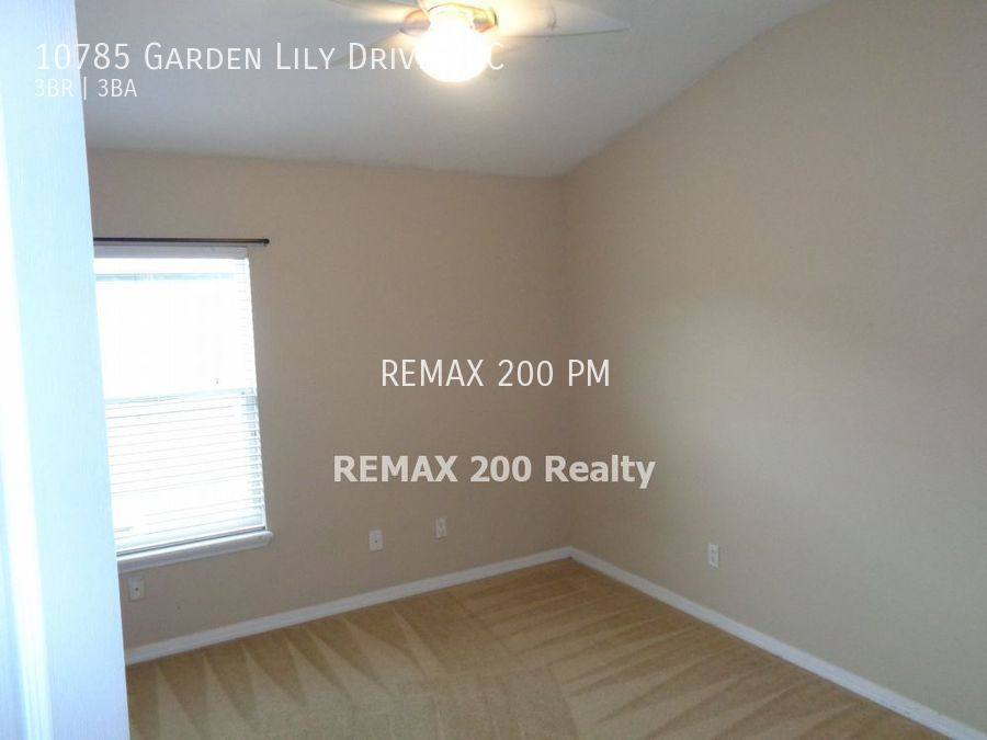 Townhouse for rent at 10785 Garden Lily Dr #27C, Orlando, FL 32832
