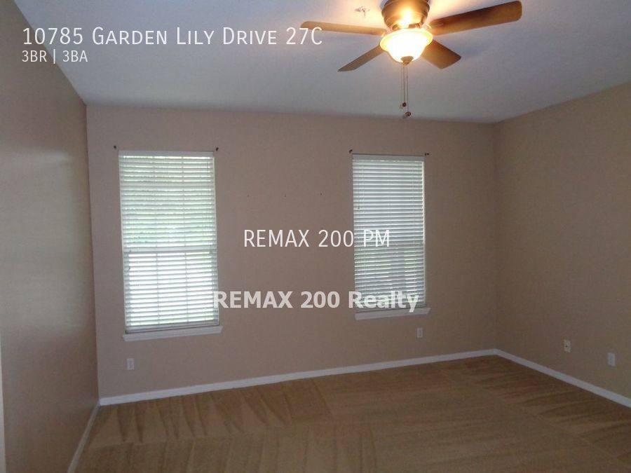 Townhouse for rent at 10785 Garden Lily Dr #27C, Orlando, FL 32832