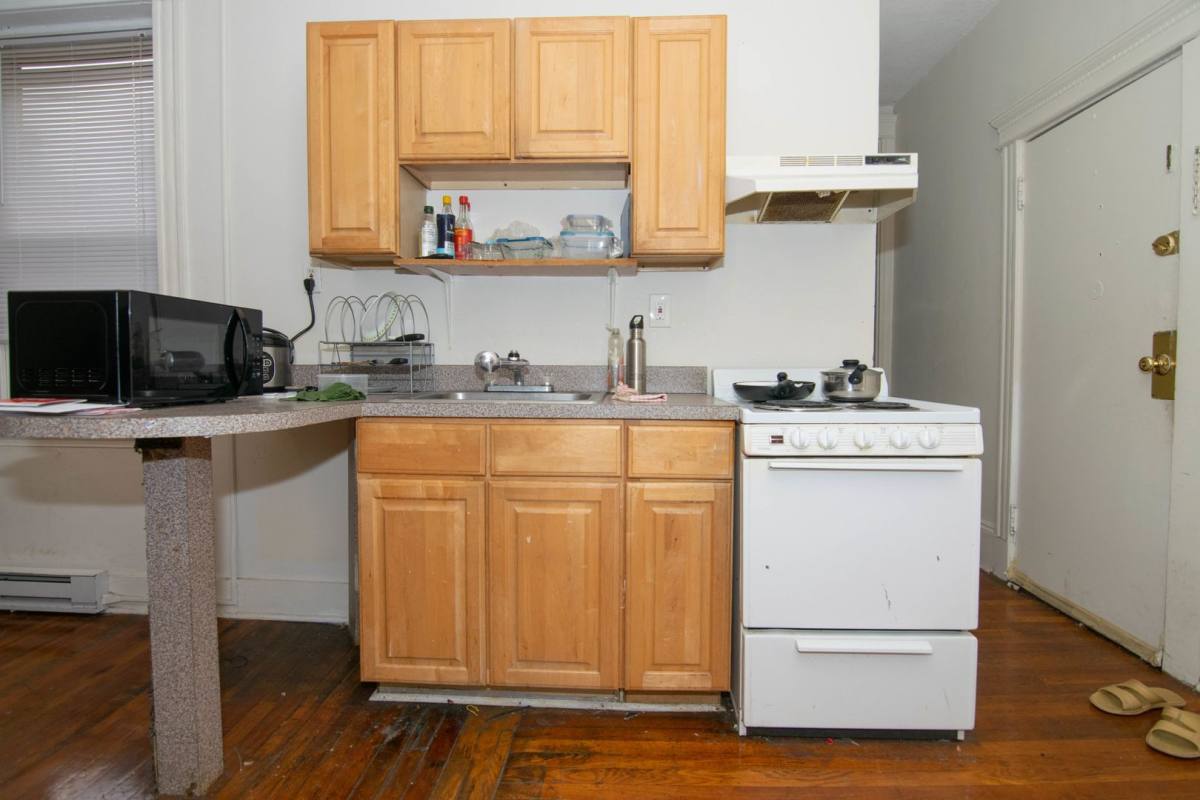 House for rent at 883 Huntington Ave, Boston, MA 02115