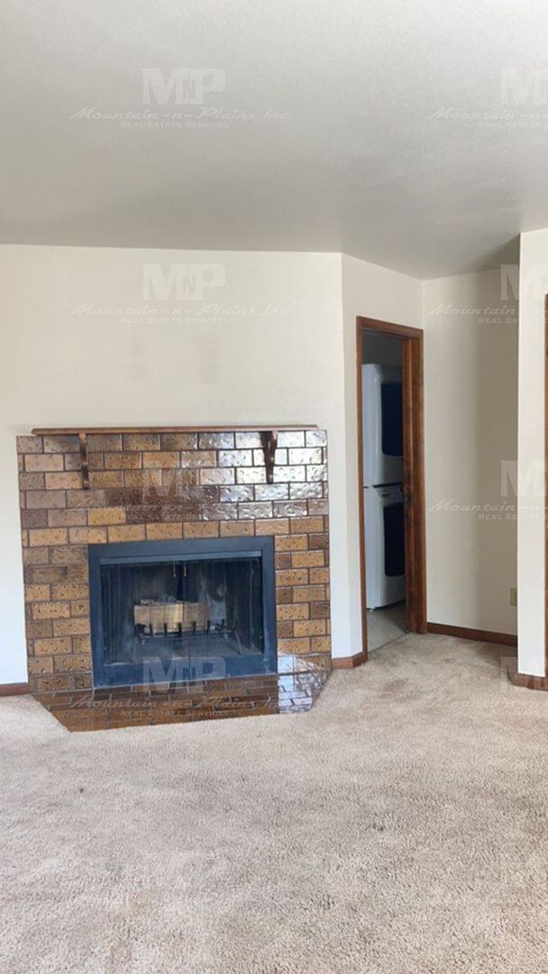 Townhouse for rent at 1624 Azalea Dr, Fort Collins, CO 80526