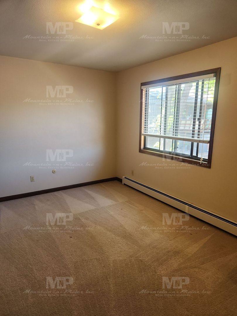 Townhouse for rent at 1624 Azalea Dr, Fort Collins, CO 80526