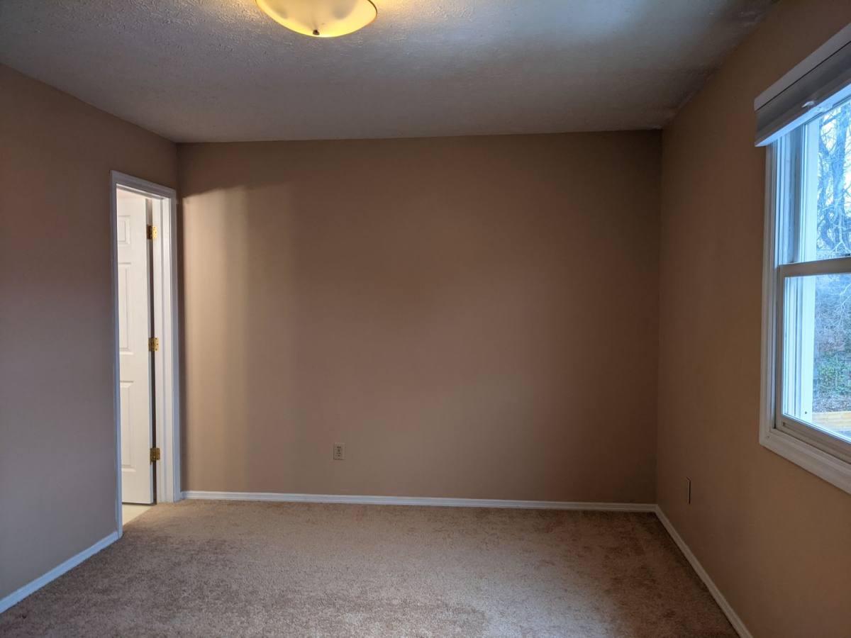 Apartment for rent at 426 W Northlane Dr, Bloomington, IN 47404