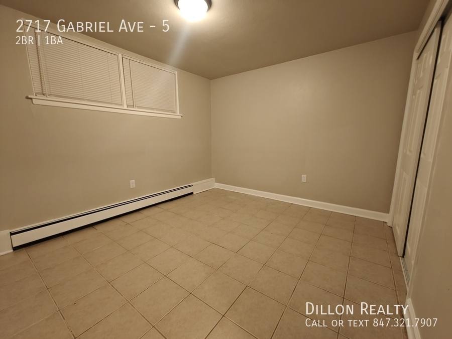 Apartment for rent at 2717 Gabriel Ave #5, Zion, IL 60099