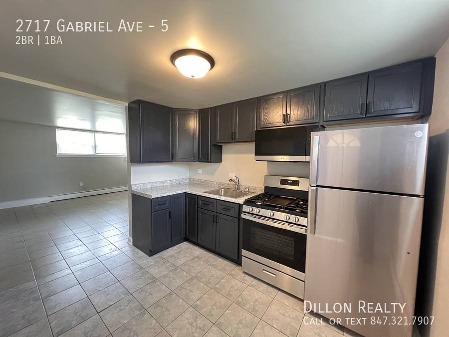Apartment for rent at 2717 Gabriel Ave #5, Zion, IL 60099