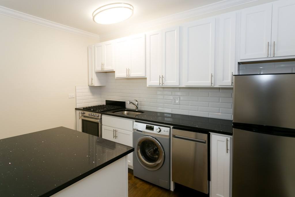 Apartment for rent at 918 18 Green Bay #C5, Winnetka, IL 60093