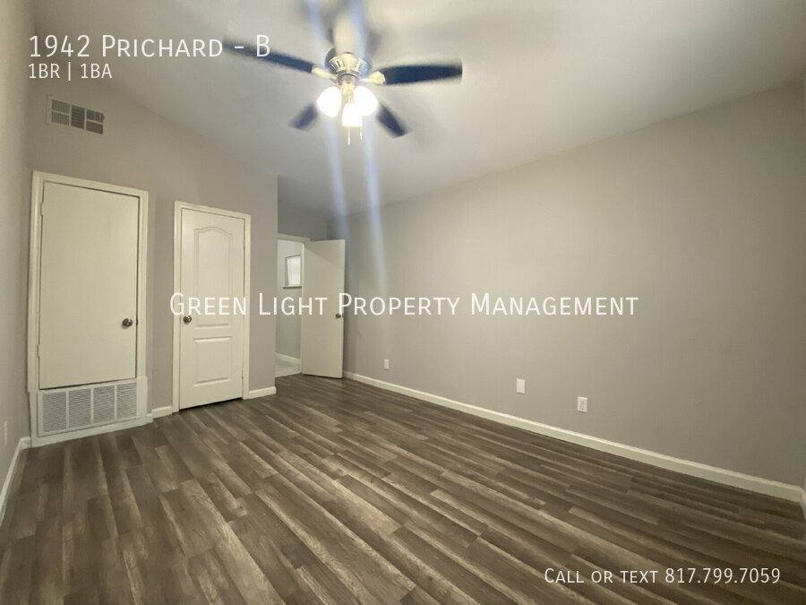 Townhouse for rent at 1942 Prichard #B, Dallas, TX 75217