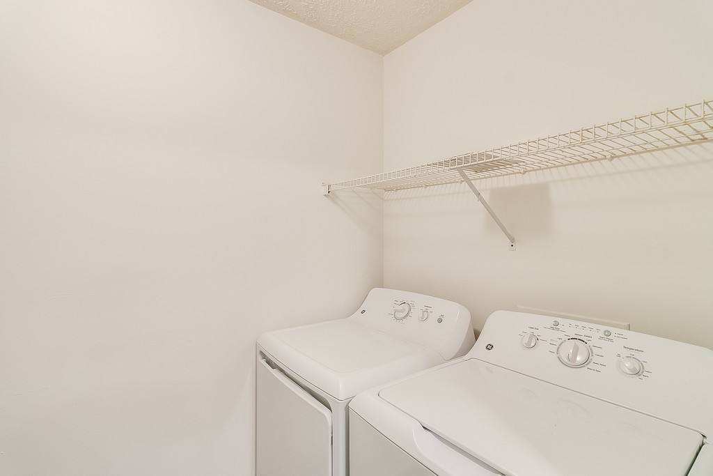 Apartment for rent at 840 S Bridge St, Dewitt, MI 48820