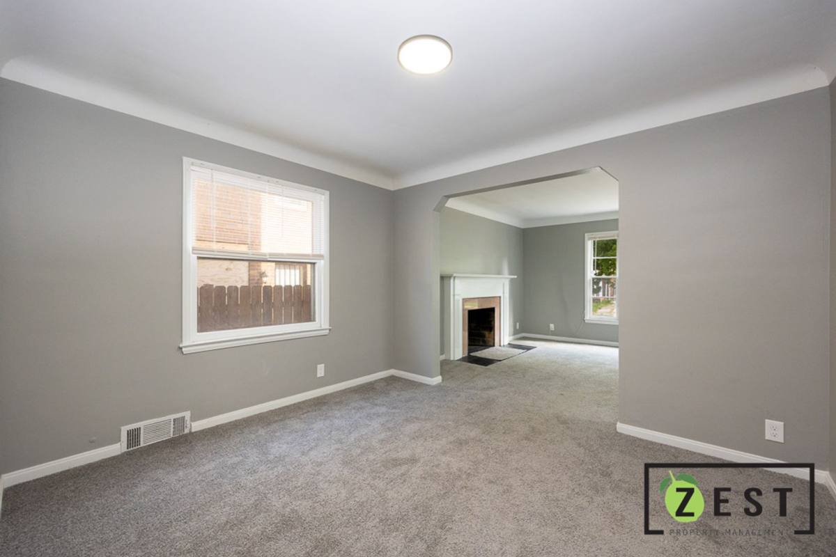Apartment for rent at 5235 Chatsworth, Detroit, MI 48224