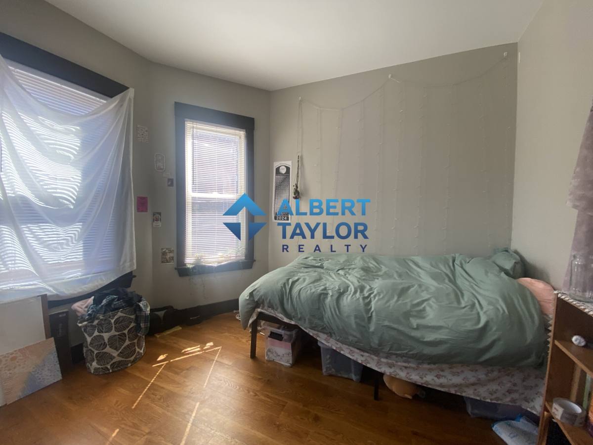 Apartment for rent at 46 Creighton St #2, Jamaica Plain, MA 02130