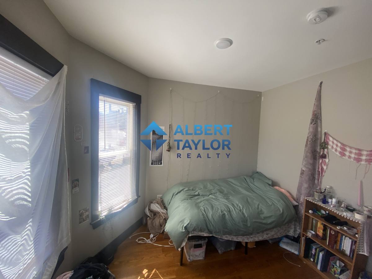 Apartment for rent at 46 Creighton St #2, Jamaica Plain, MA 02130