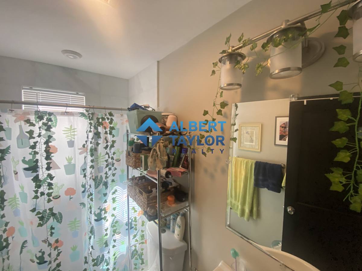 Apartment for rent at 46 Creighton St #2, Jamaica Plain, MA 02130