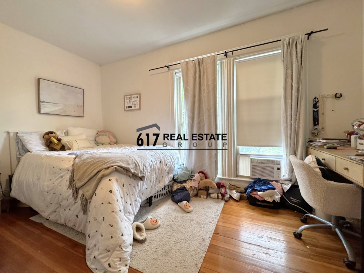 Apartment for rent at 96 Winthrop Rd #2, Brookline, MA 02445