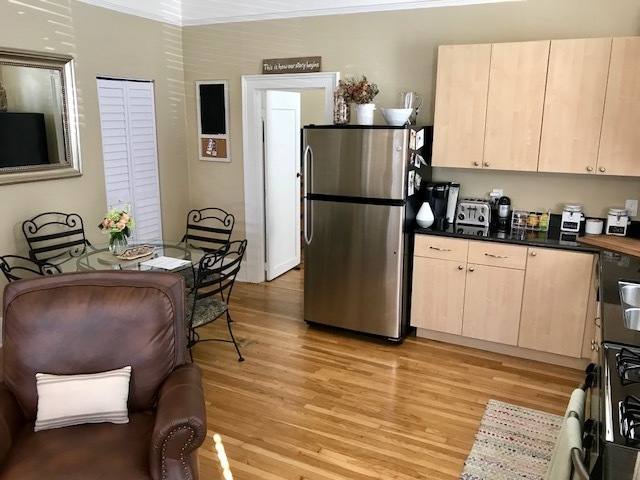Apartment for rent at 304-316 W Hawthorn, San Diego, CA 92101