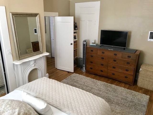 Apartment for rent at 304-316 W Hawthorn, San Diego, CA 92101