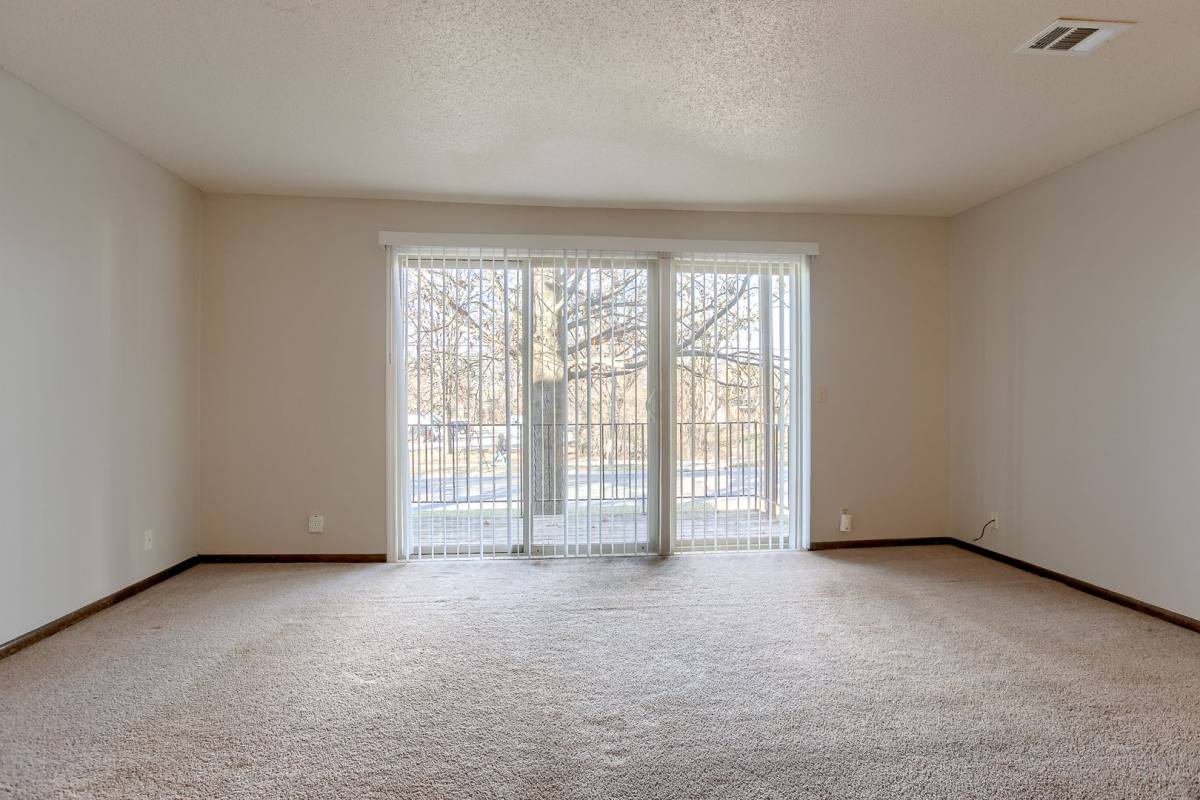 Apartment for rent at 4801 Claire Ave, Lincoln, NE 68516