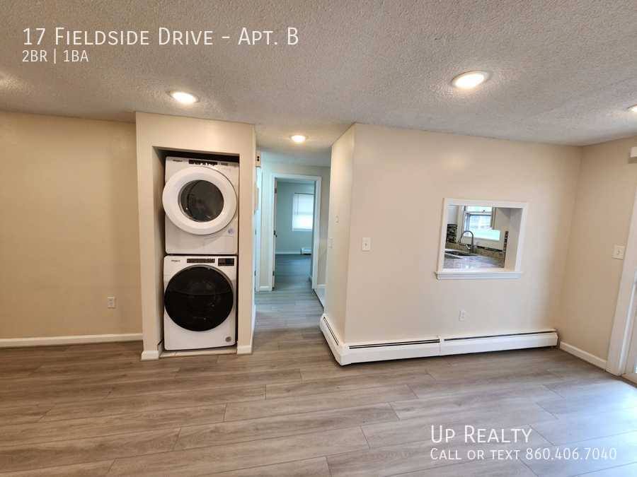 Apartment for rent at 17 Fieldside Dr #B, Groton, CT 06340