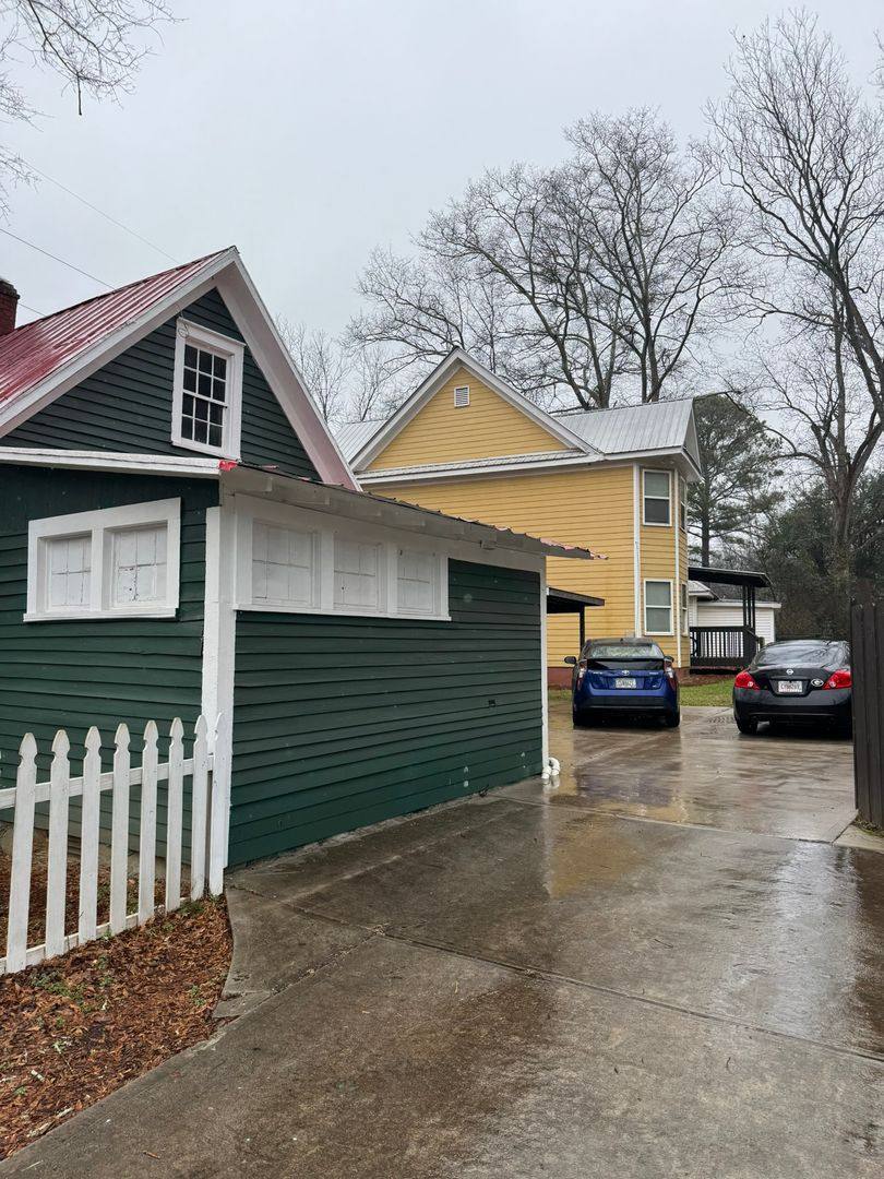 House for rent at 1423 E Broad St, Athens, GA 30601