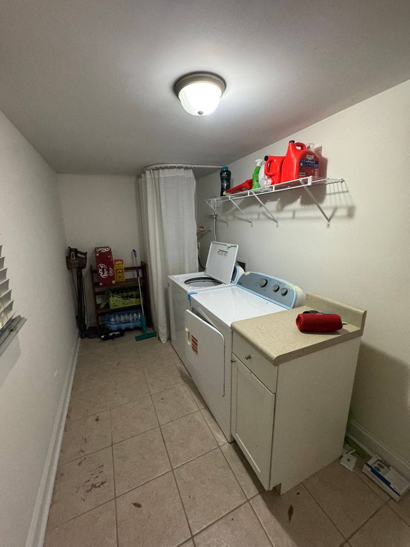House for rent at 1423 E Broad St, Athens, GA 30601
