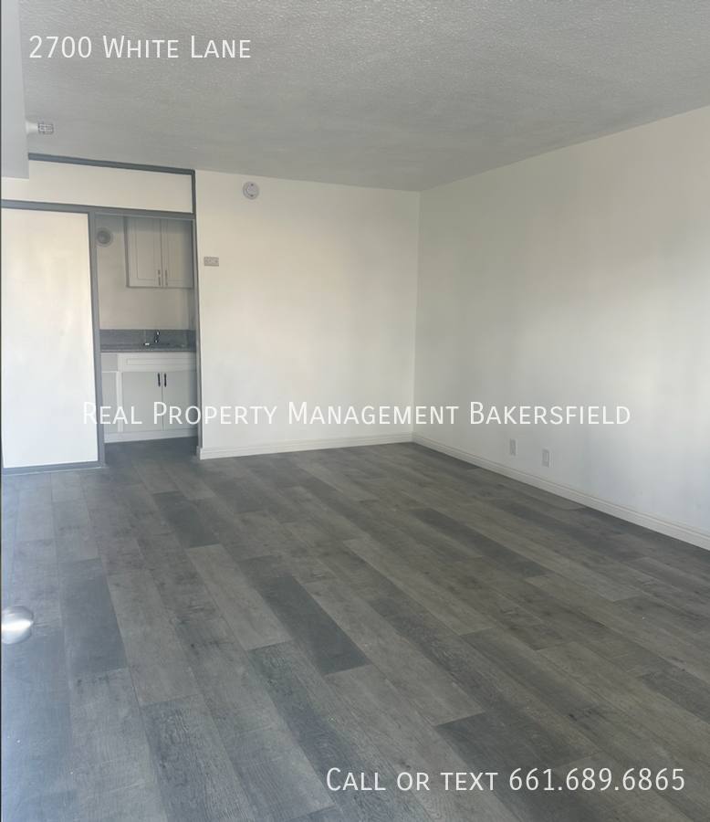 Apartment for rent at 2700 White Lane #151, Bakersfield, CA 93304