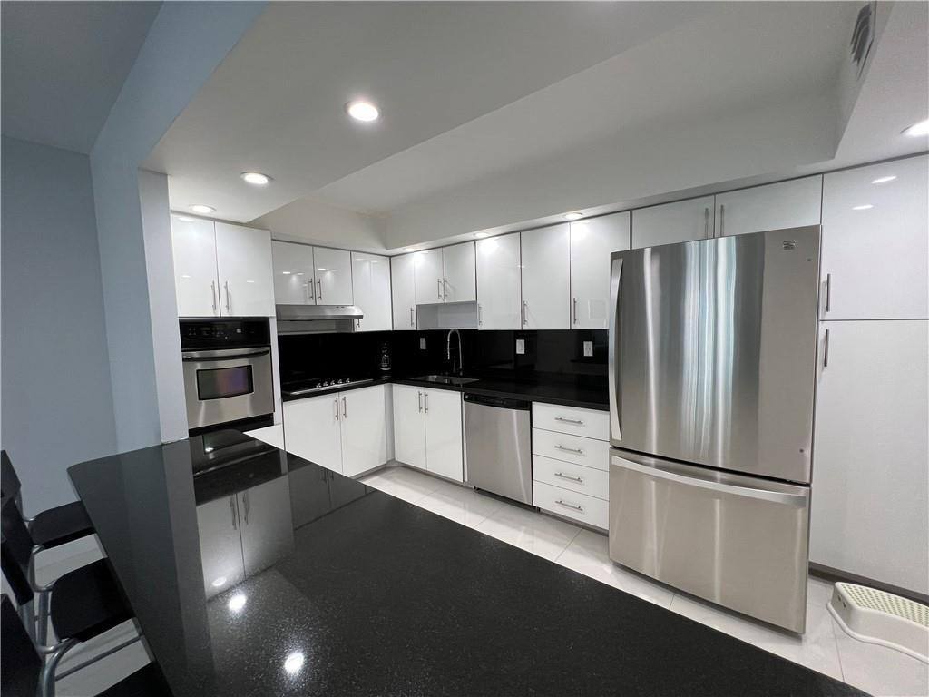 Apartment for rent at 19380 Collins Ave #615, North Miami Beach, FL 33160