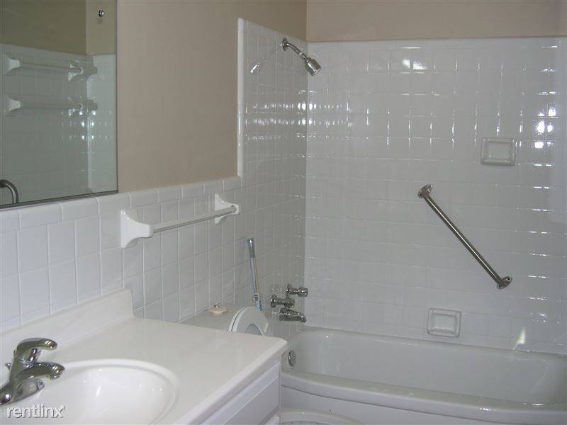 House for rent at 1556A Jones Dr #4, Ann Arbor, MI 48105